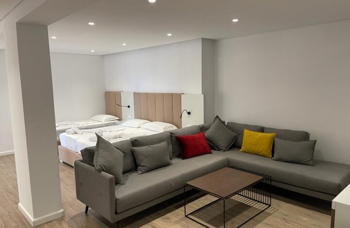 Superior Suite (5 Person +1 Optional)